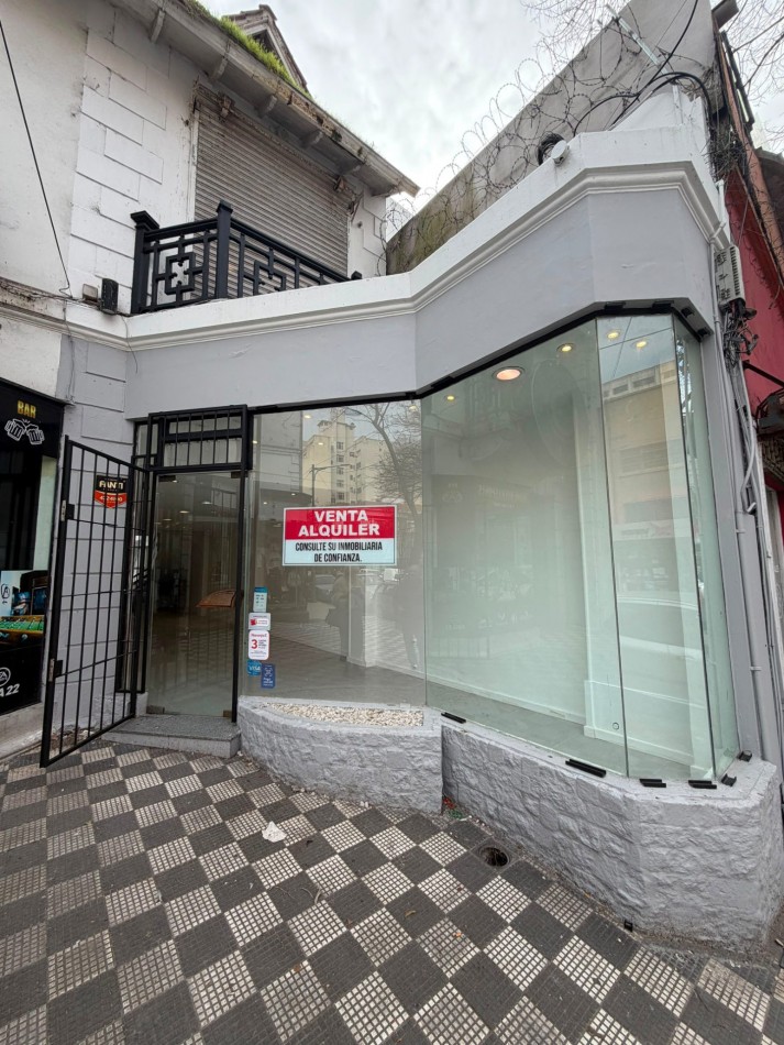 VENTA LOCAL RECICLADO PATIO 2 PLANTAS Catacarla al 1700 