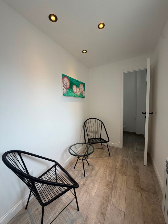 VENTA 2AMB RECICLADO CENTRO BALCON con DEPENDENCIA 