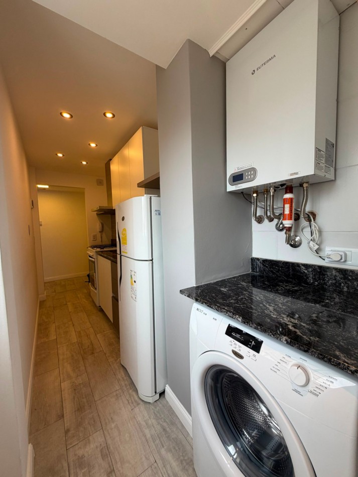 VENTA 2AMB RECICLADO CENTRO BALCON con DEPENDENCIA 