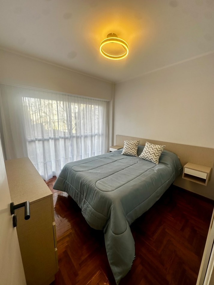 VENTA 3AMB RECICLADO CENTRO con DEPENDENCIA Y BALCON 