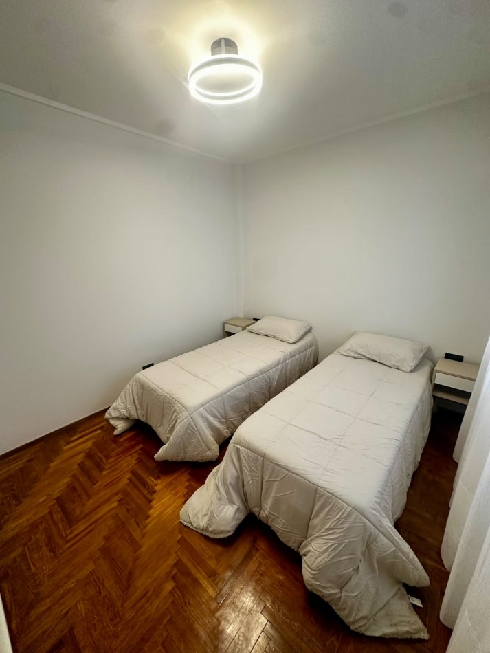 VENTA 3AMB RECICLADO CENTRO con DEPENDENCIA Y BALCON 