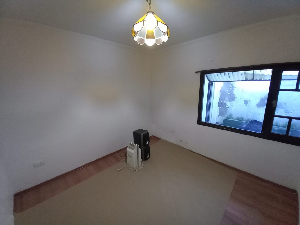 VENTA CHALET PH-FRENTE-PLANTA BAJA-CATAMARCA y ROCA-RETASADO