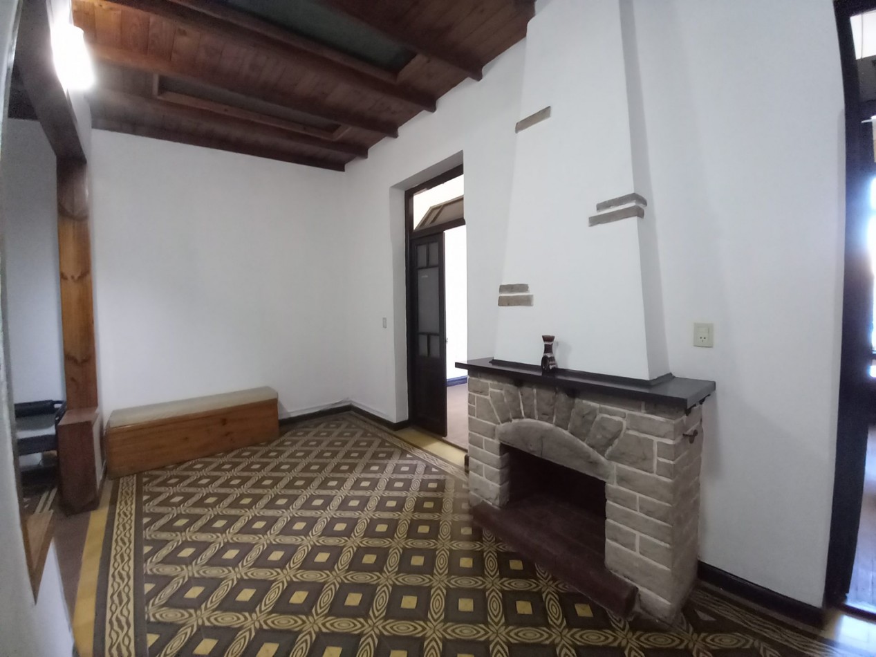 VENTA CHALET PH-FRENTE-PLANTA BAJA-CATAMARCA y ROCA-RETASADO