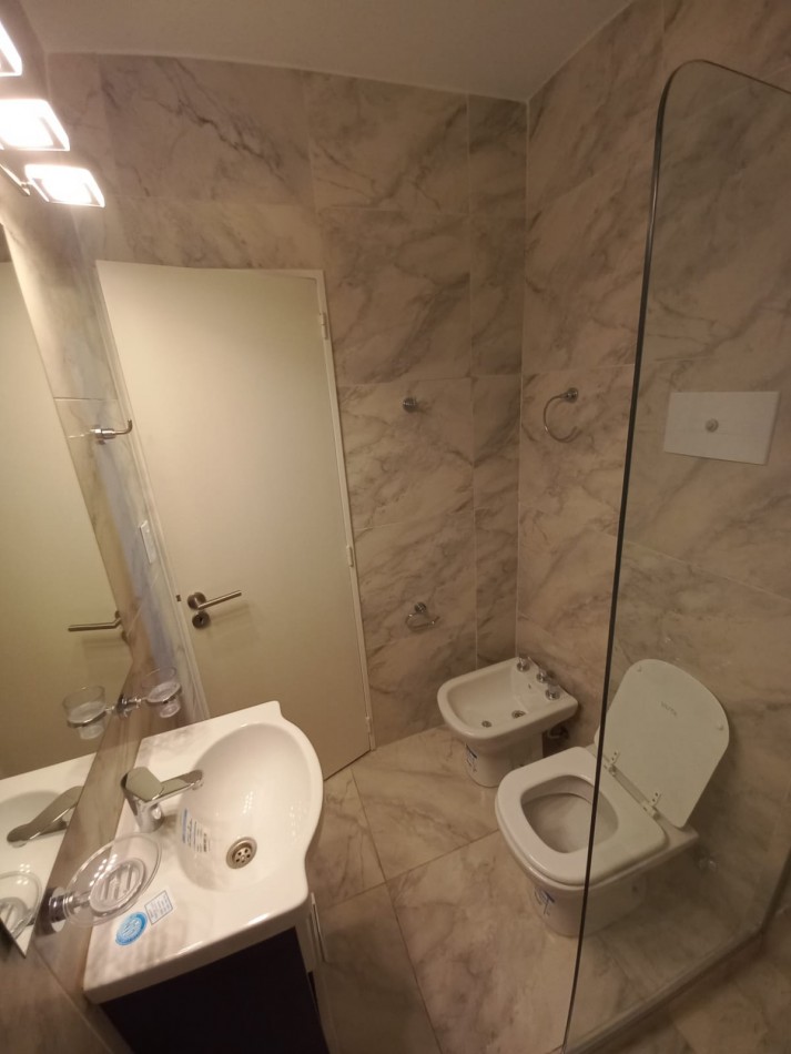 VENTA 2AMB RECICLADO CENTRO BALCON 