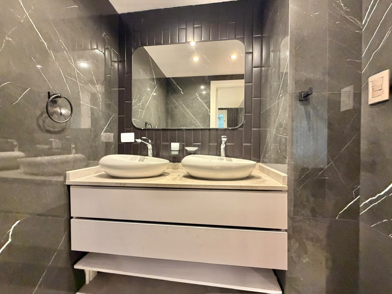 VENTA 3AMB RECICLADO CENTRO BALCON EXCELENTE 