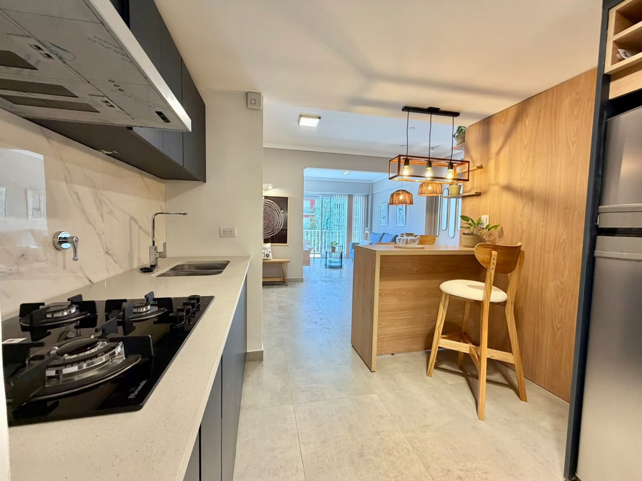 VENTA 3AMB RECICLADO CENTRO BALCON EXCELENTE 