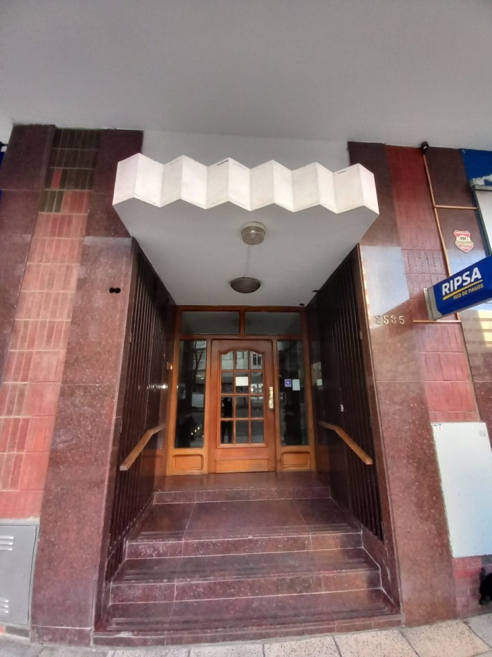 VENTA 2AMB BALCON IMPECABLE CONTRAFRENTE-ORIGINAL-COLON y SANTIAGO