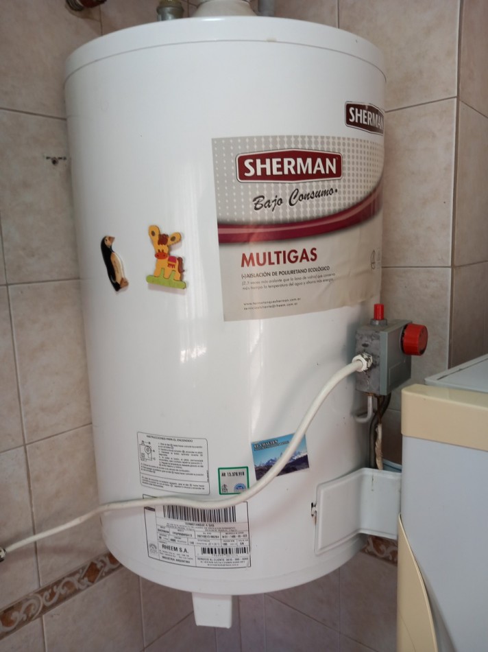 ALQUILER x 12 MESES 2AMB AMOBLADO SIN MASCOTAS CENTRO 