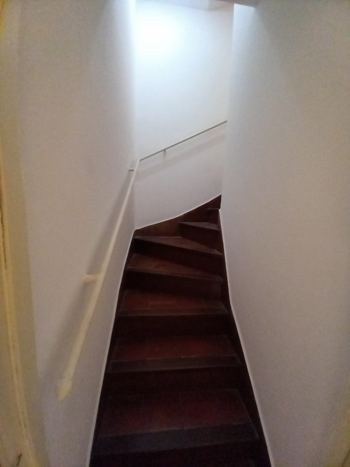 ALQUILER CHALET 4 AMB de ESTILO ESTADO ORIGINAL COCHERA LOS TRONCOS