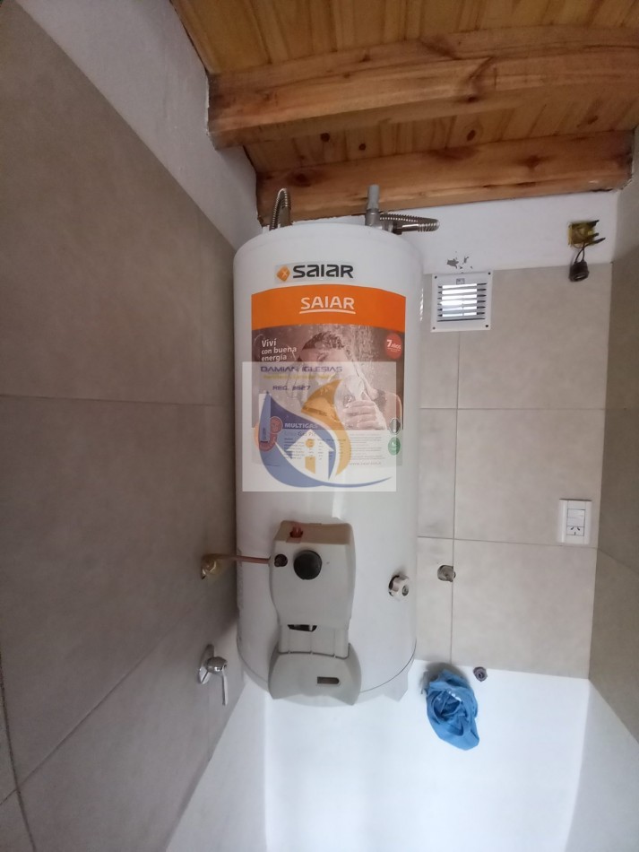 ALQUILER 2AMB DUPLEX en PLANTA ALTA por ESCALERA 