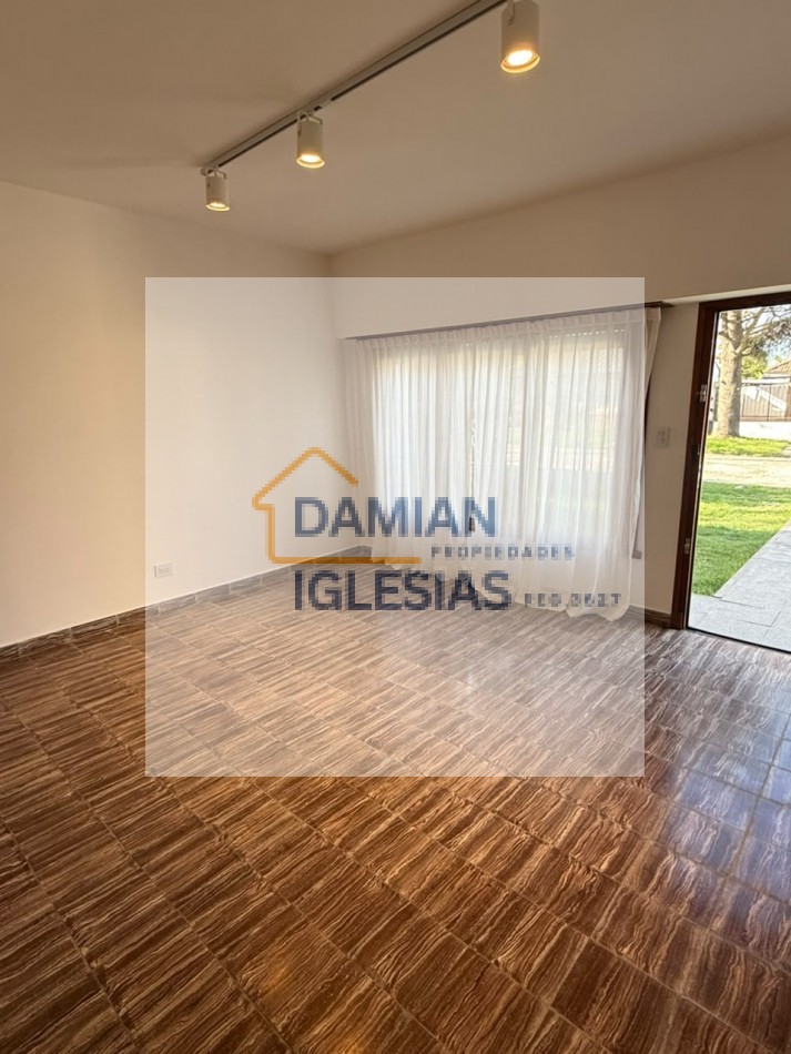 VENTA CASA 3AMB 
