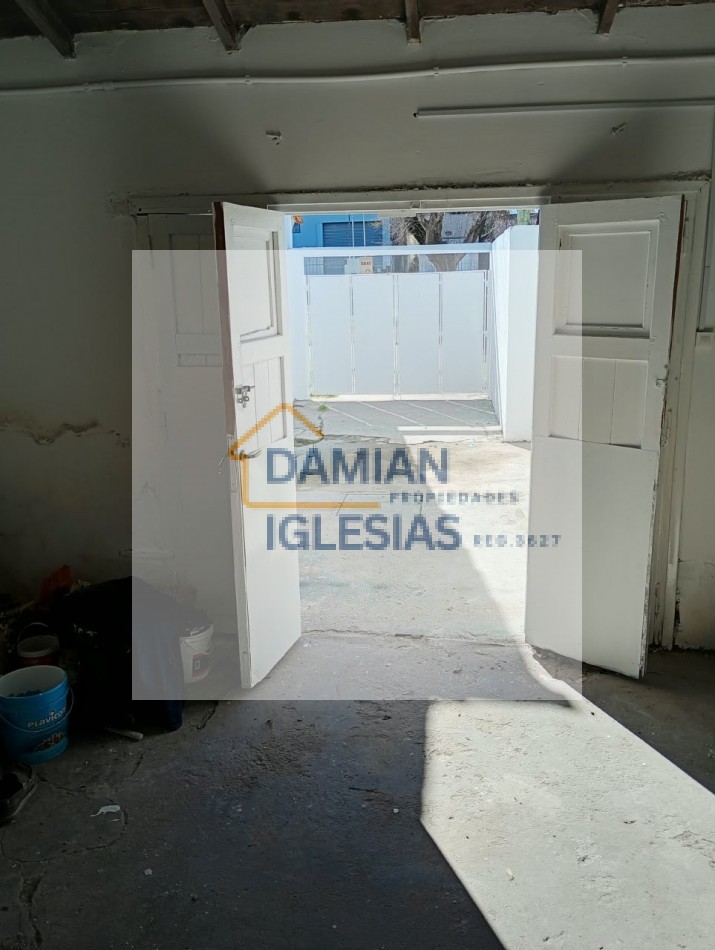 VENTA CASA 3AMB ORIGINAL LOTE PROPIO Babrio LAS AVENIDAS 