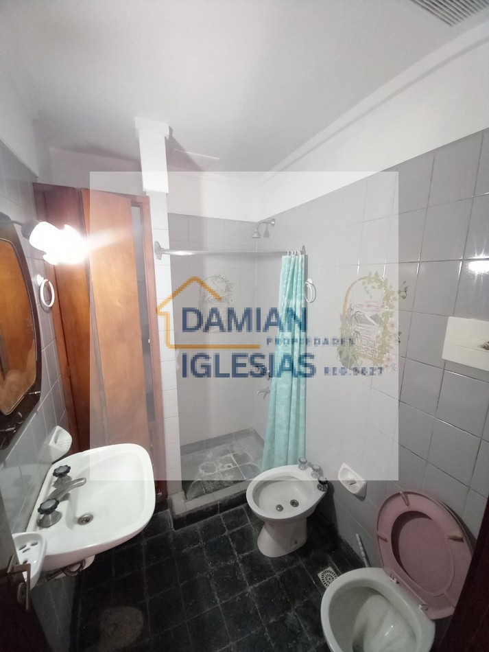 CASA 3AMB APTO CREDITO PERMUTA con GALPON PARQUE LOTE PROPIO