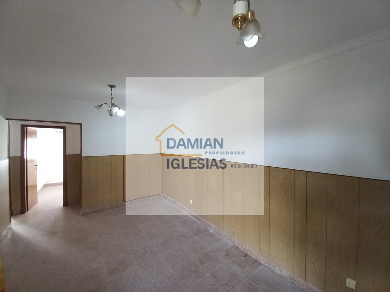 CASA 3AMB APTO CREDITO PERMUTA con GALPON PARQUE LOTE PROPIO