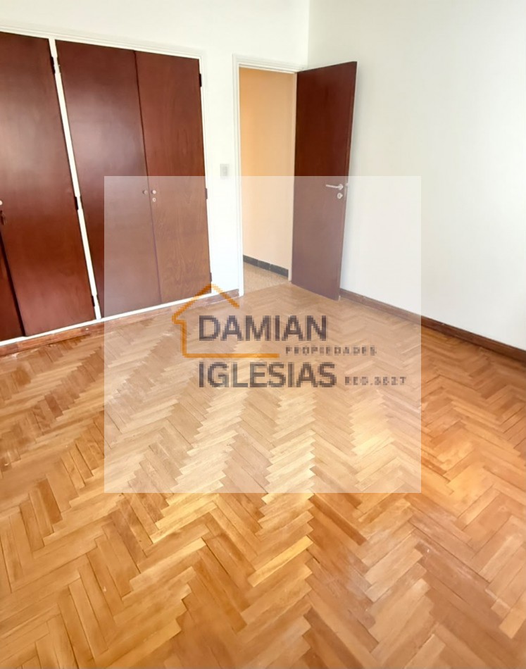 VENTA CHALET MARPLATENSE EXCELENTE A METROS de GUEMES y ALEM 