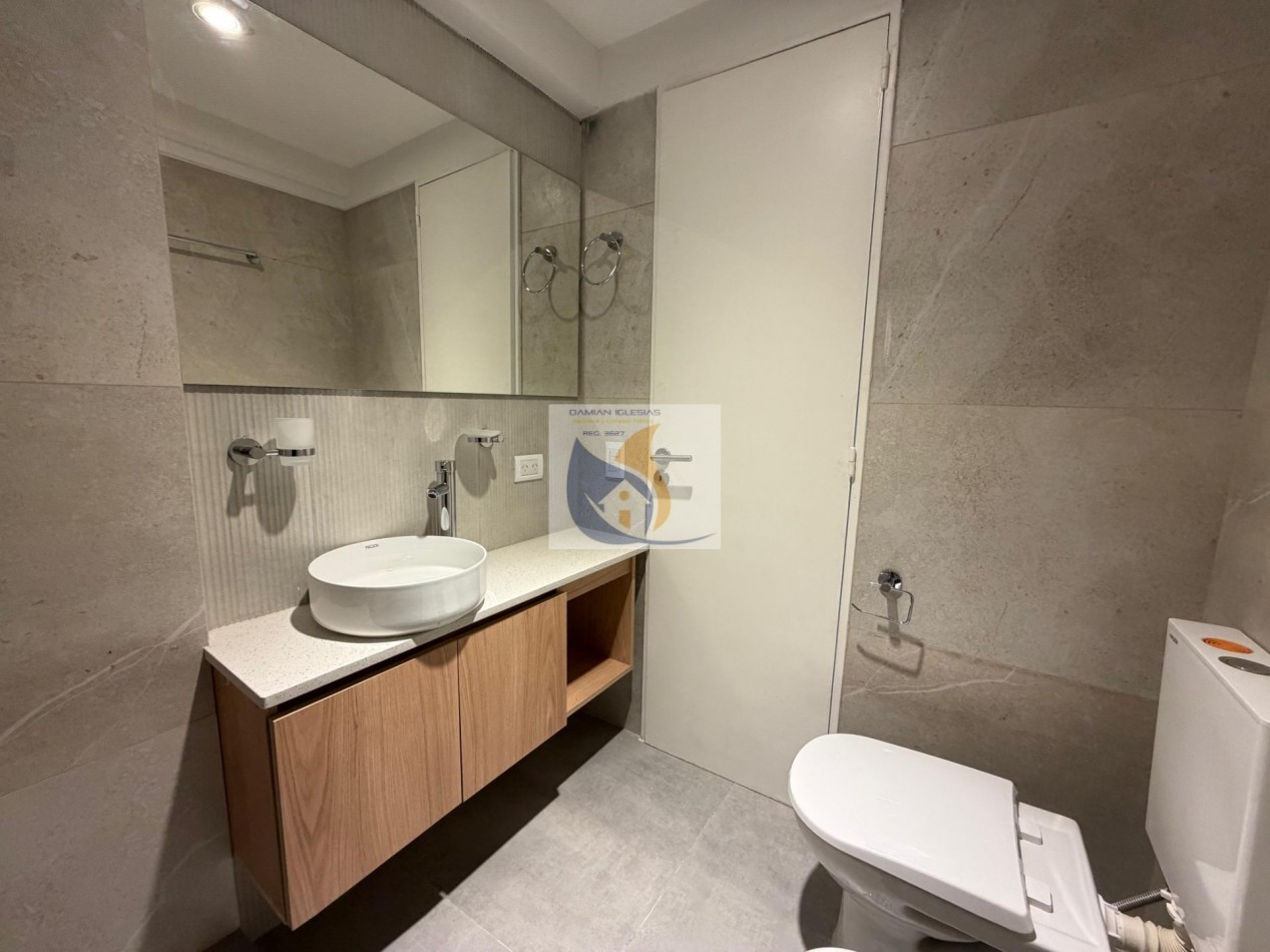  VENTA 4AMB RECICLADO COCHERA 3 BAÑOS CENTRO 