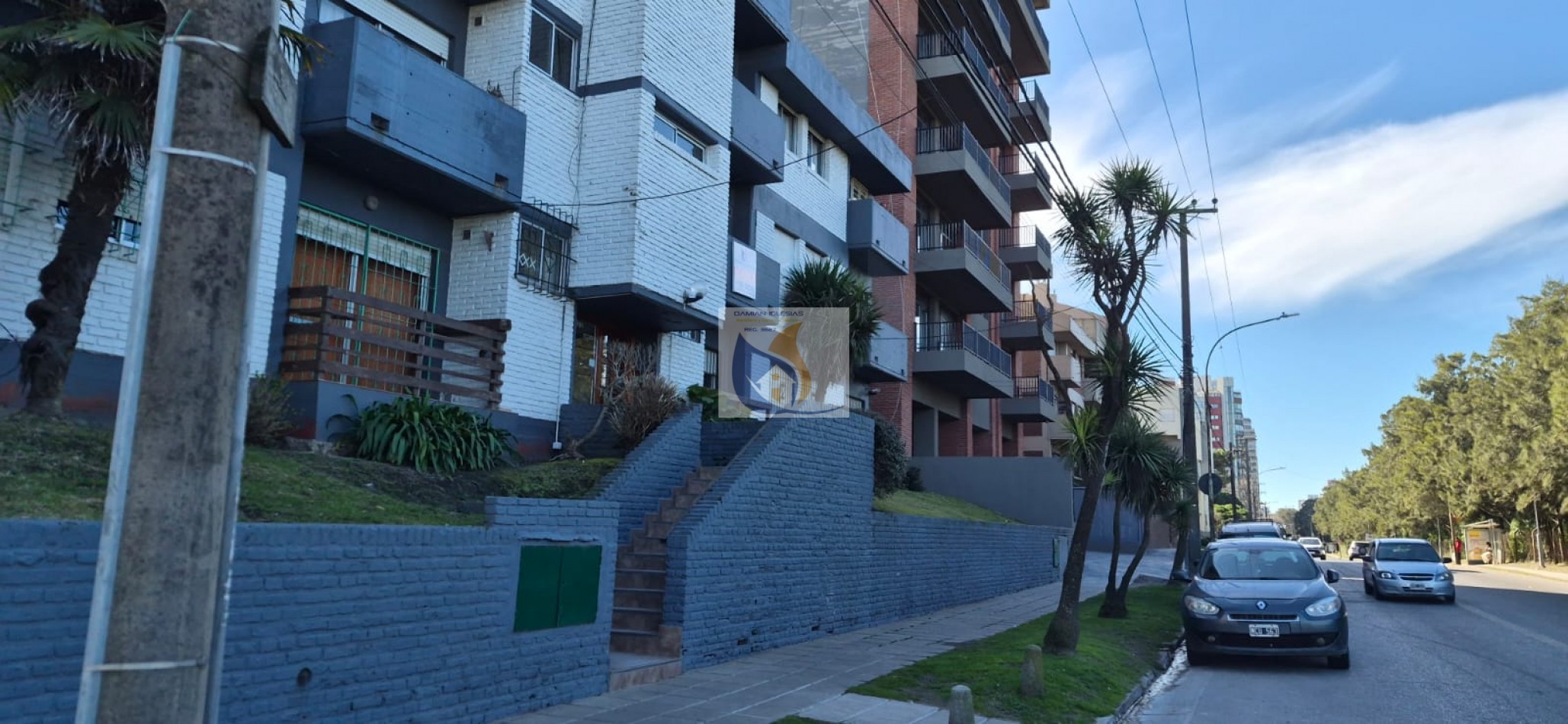 ALQUILER 3AMB ORIGINAL COCHERA 1° PISO por ESCALERA VISTA AL MAR GOLF 
