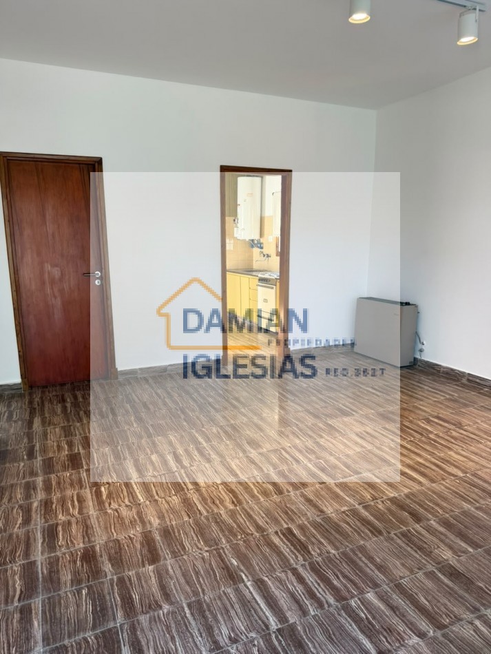 VENTA CASA 3AMB 