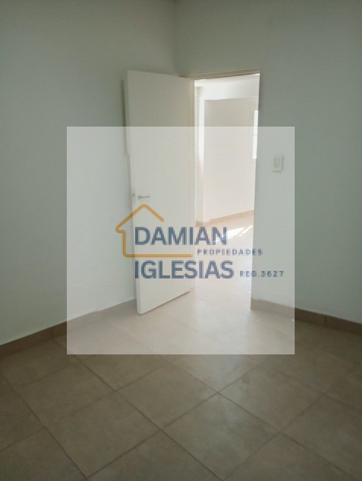 VENTA CASA 3AMB ORIGINAL LOTE PROPIO Babrio LAS AVENIDAS 