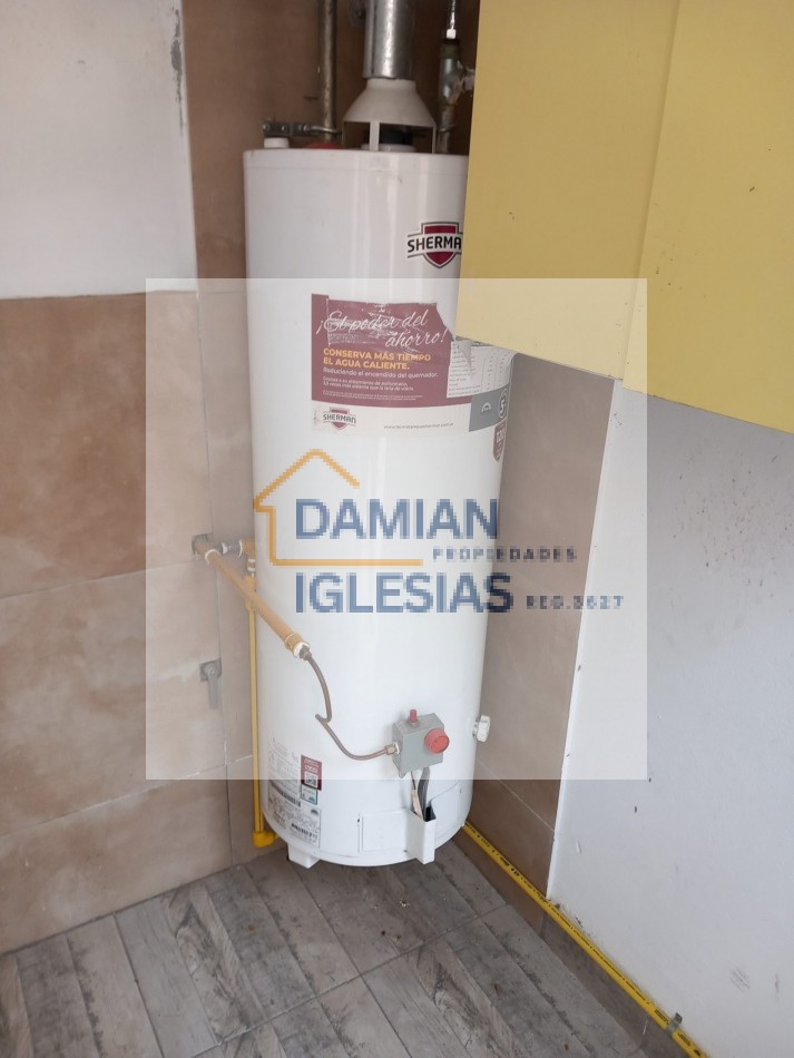 ALQUILER CASA 4AMB 2 BAÑOS PATIO AMPLIO TERRAZA con PARRILLA 