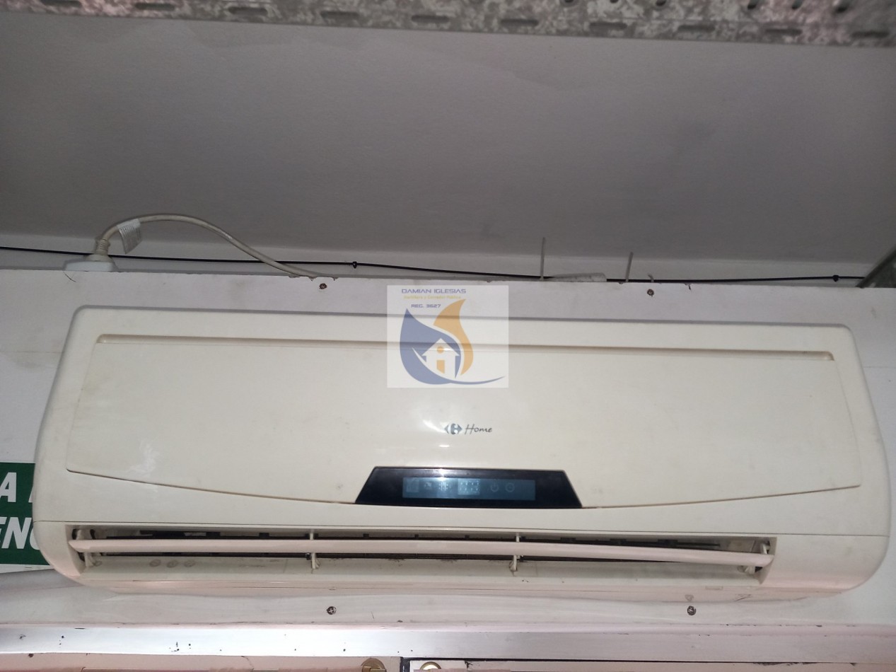 ALQUILER LOCAL u OFICINA CHICO con AIRE ACONDICIONADO 