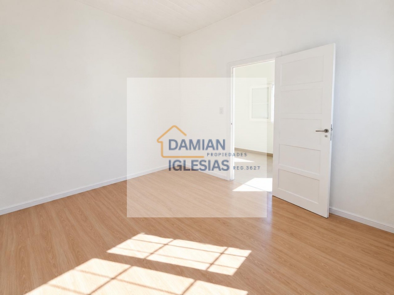 VENTA CASA 3AMB ORIGINAL LOTE PROPIO Babrio LAS AVENIDAS 