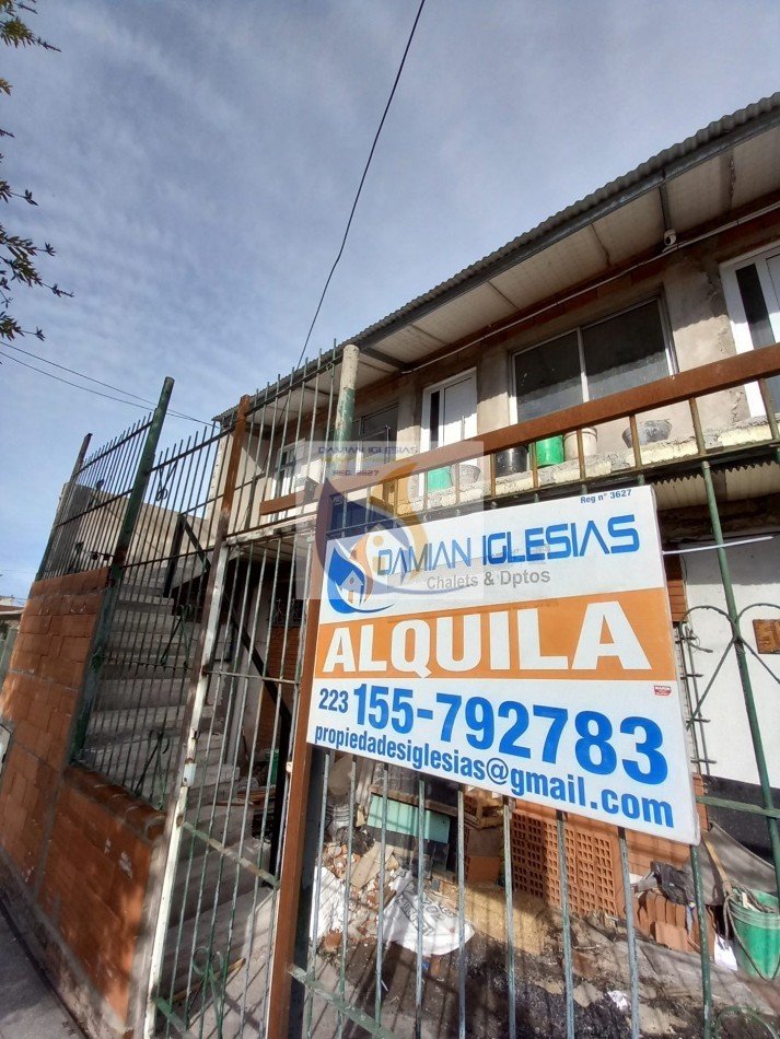 ALQUILER 2AMB DUPLEX en PLANTA ALTA por ESCALERA 