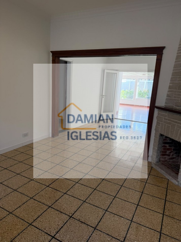 VENTA CHALET MARPLATENSE EXCELENTE A METROS de GUEMES y ALEM 