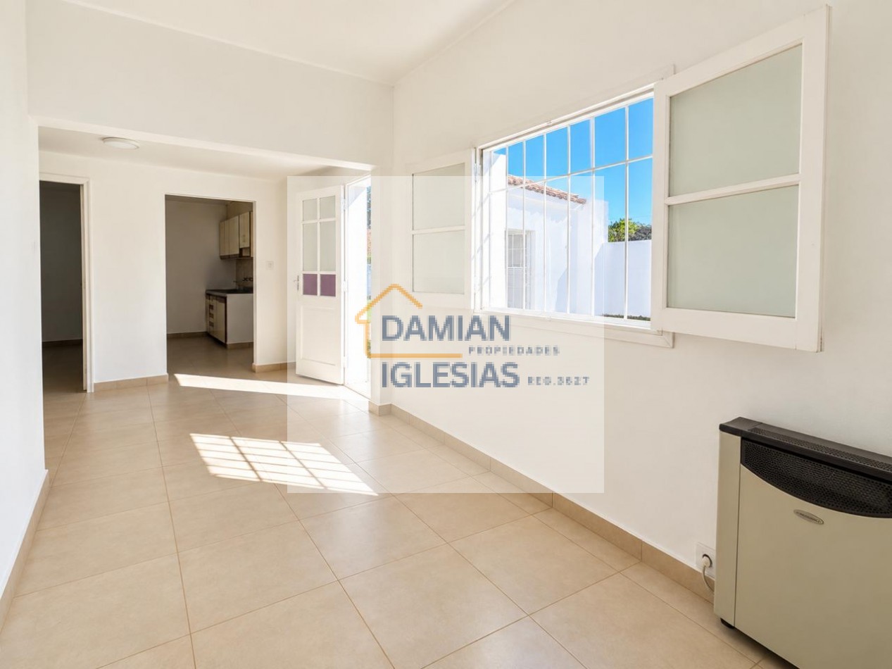 VENTA CASA 3AMB ORIGINAL LOTE PROPIO Babrio LAS AVENIDAS 