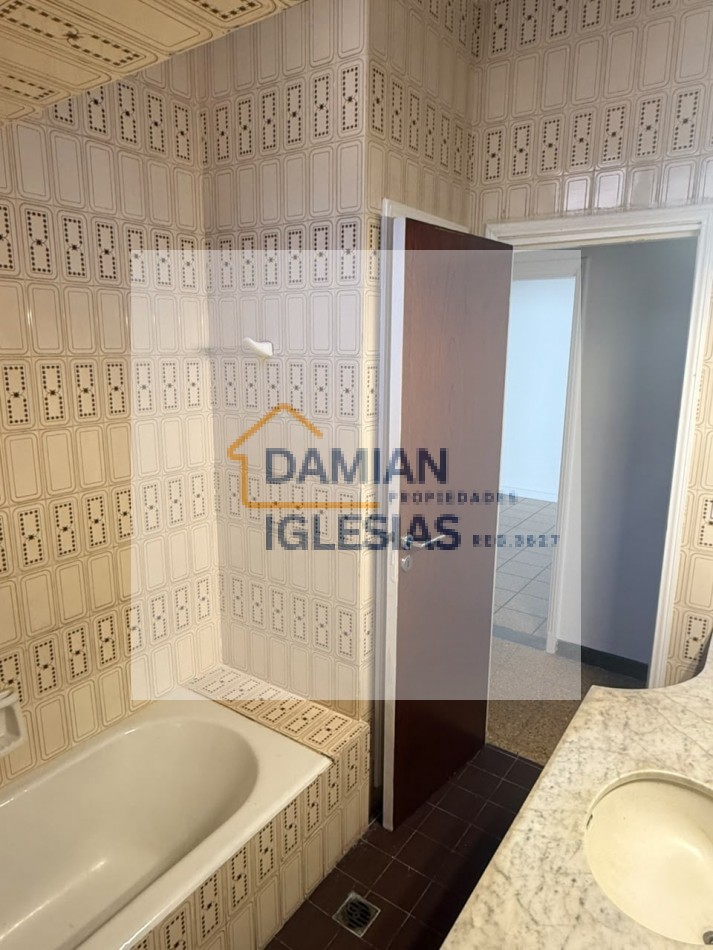 VENTA CHALET MARPLATENSE EXCELENTE A METROS de GUEMES y ALEM 
