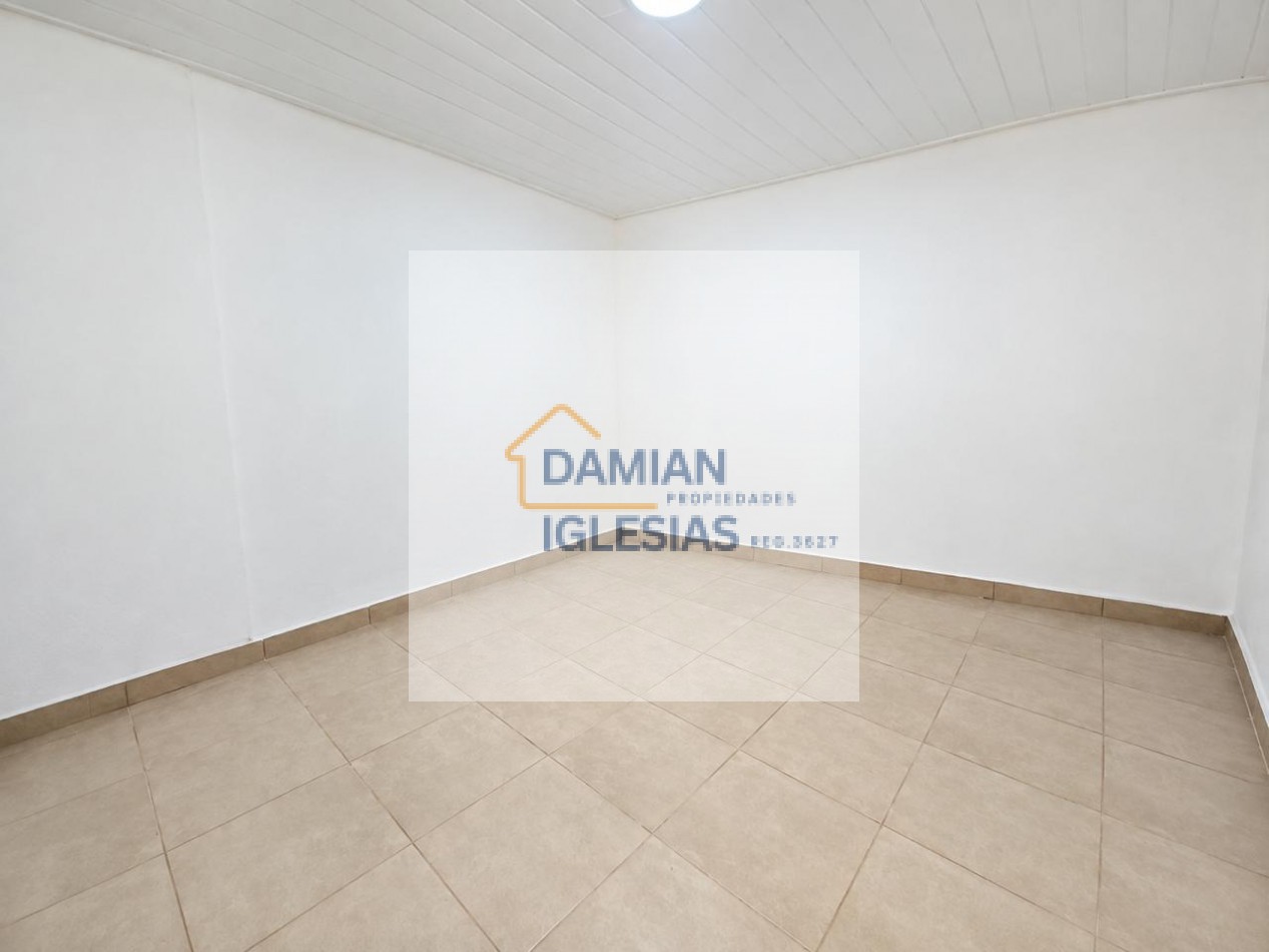 VENTA CASA 3AMB ORIGINAL LOTE PROPIO Babrio LAS AVENIDAS 