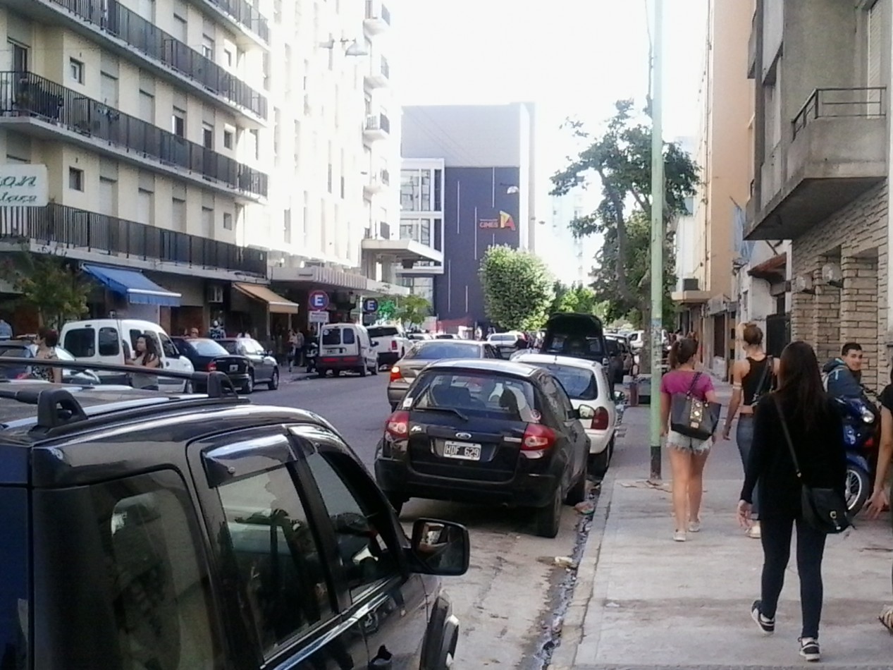 VENTA 2 AMB BALCON A LA CALLE-ESTADO ORIGINAL-PASEO ALDREY
