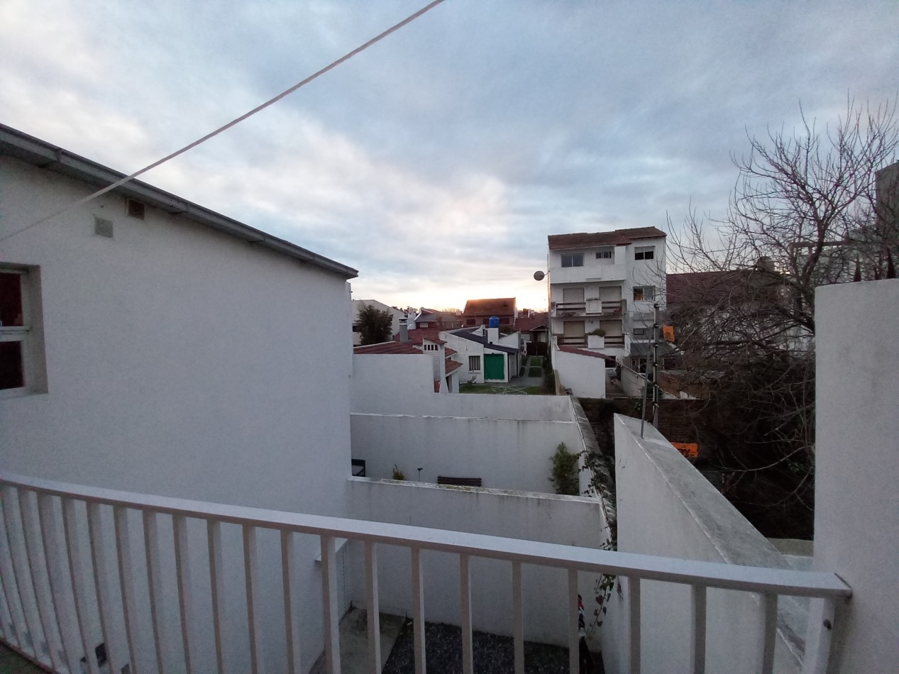 2AMB EXCELENTE por ESCALERA BALCON A METROS del MAR y Museo SIN MASCOTAS