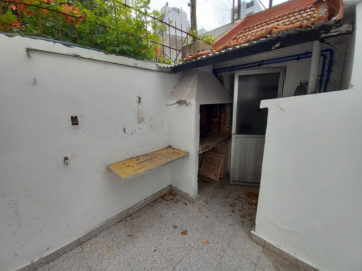 ALQUILER USO PROFESIONAL CASA 6AMB 3 BAÑOS COCHERA 