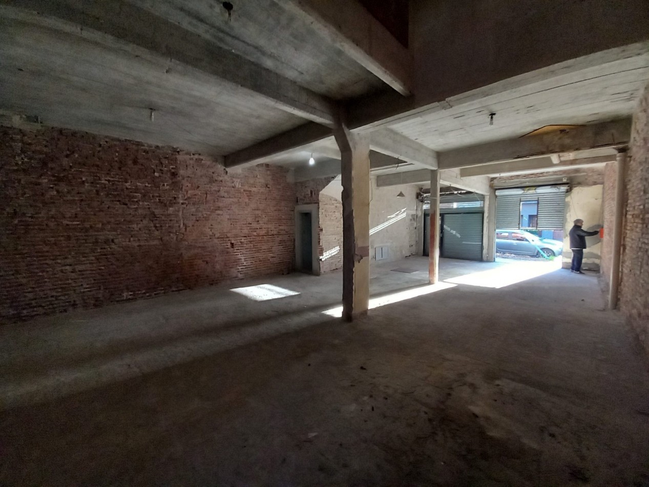 VENTA DEPOSITO o LOCAL en PH San Lorenzo casi Dorrego