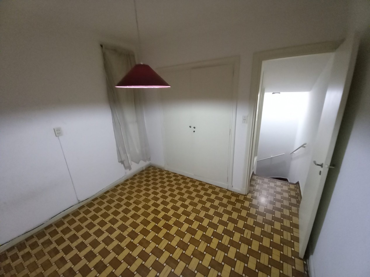 ALQUILER CASA ESTADO ORIGINAL 4AMB 2 BAÑOS COCHERA LOS TRONCOS 