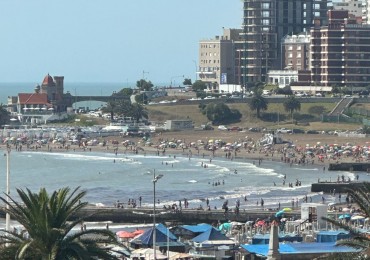 VENTA 3AMB AMPLIO CENTRO VISTA PARCIAL AL MAR