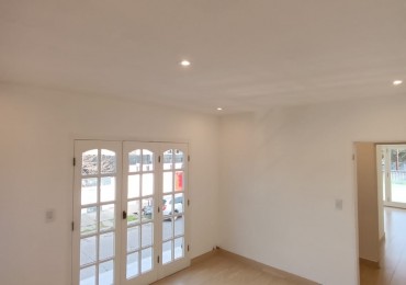 VENTA PH en 2 PLANTAS PATIO y TERRAZA