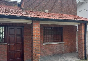 VENTA CASA en PH 3AMB PATIO ESPACIO COCHERA 