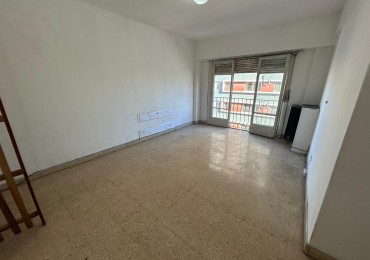 VENTA 3AMB con DEPENDENCIA A RECICLAR 