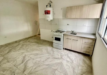 VENTA 2AMB PH PLANTA ALTA SIN EXPENSAS PATIO
