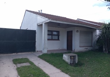 VENTA CASA 3AMB con GALPON PARQUE en LOTE PROPIO 