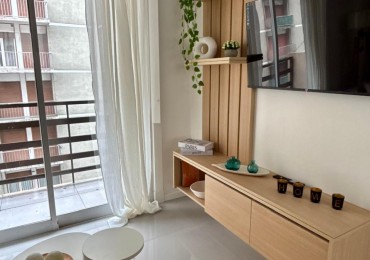 VENTA 3AMB RECICLADO CENTRO CON DEPENDENCIA 
