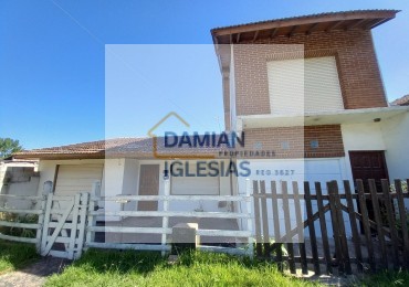 ALQUILER CASA 4AMB 2 BAÑOS PARQUE COCHERA FALKNER al 9900