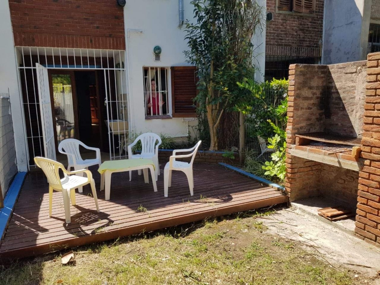 DUPLEX 3 AMBIENTES CON PATIO Y PARRILLA EN VILLA GESELL