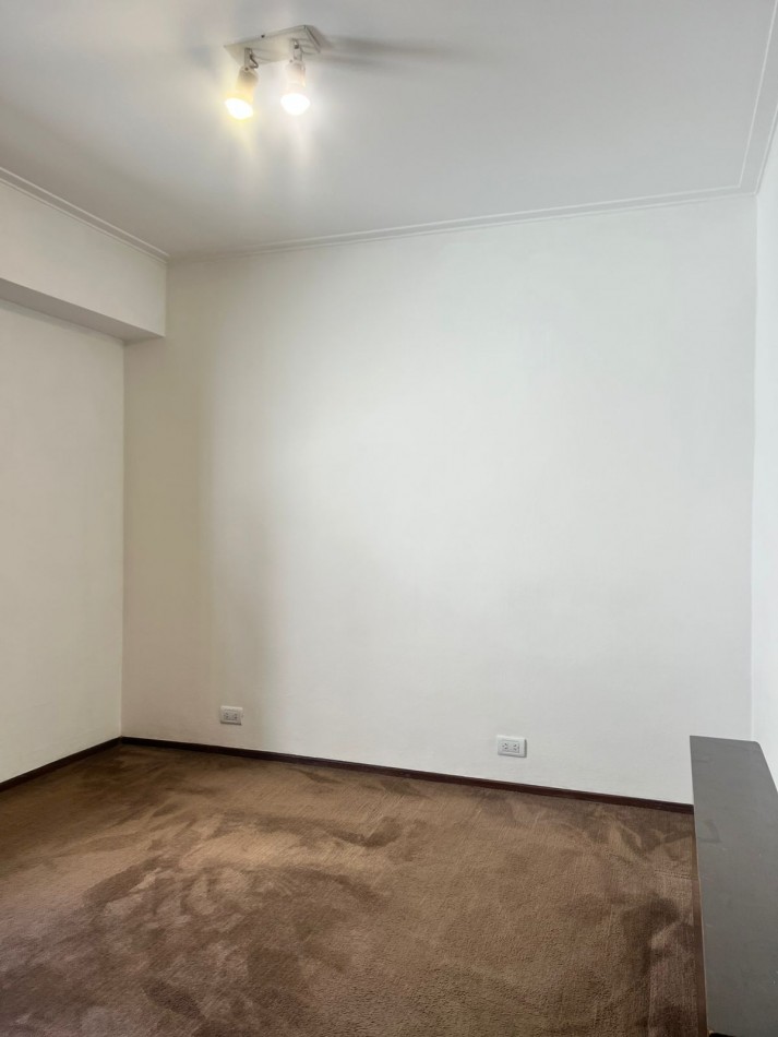 PH 3 AMB. CON ESCRITORIO EN VENTA A METROS DEL MAR, EN EL  PRIVILEGIADO BARRIO SAN CARLOS